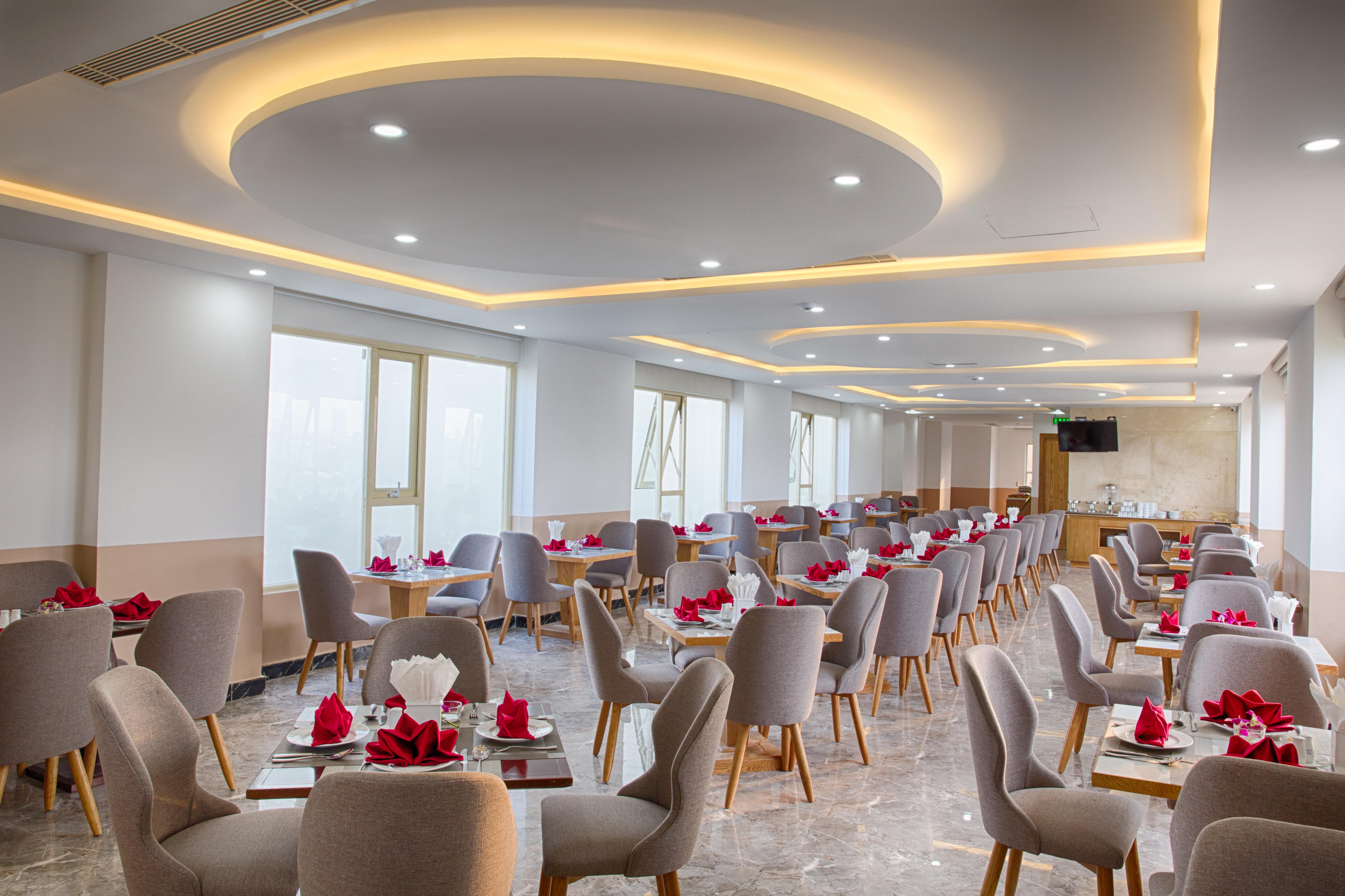 Fivitel King Hotel Da Nang Buitenkant foto